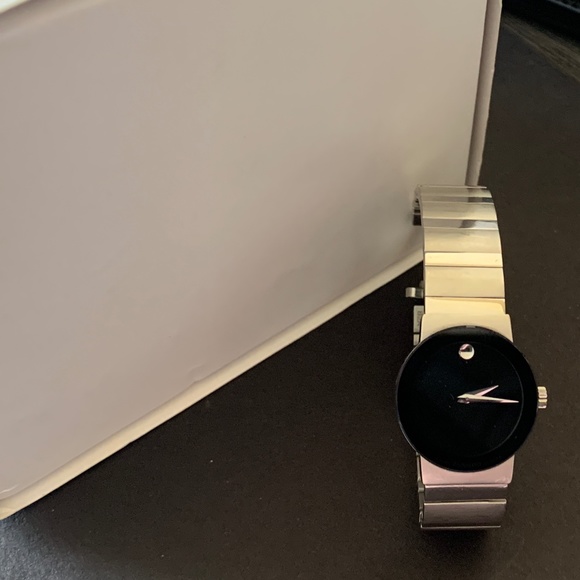 EUC MOVADO Classic Stainless Steel watch (28mm) - Picture 7 of 15